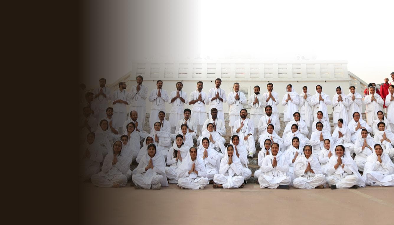 Bestowing Atmarpit Diksha