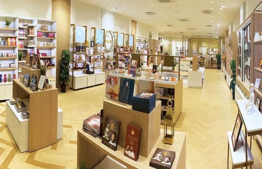 Divine Shop